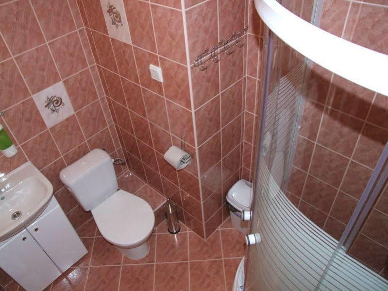 佩特尔贝兹鲁克酒店 Frýdlant nad Ostravicí 外观 照片