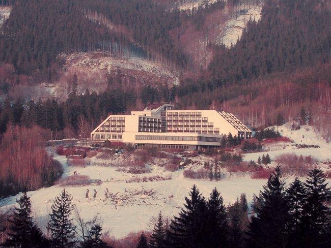 佩特尔贝兹鲁克酒店 Frýdlant nad Ostravicí 外观 照片