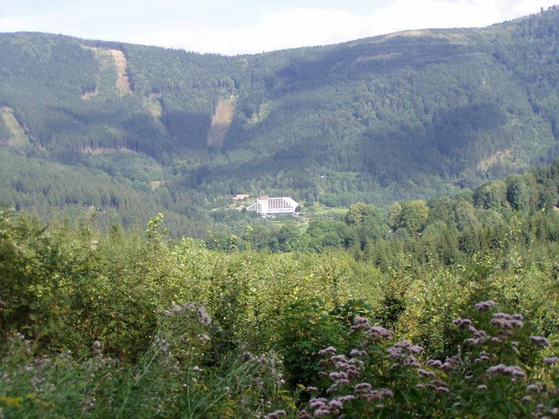 佩特尔贝兹鲁克酒店 Frýdlant nad Ostravicí 外观 照片
